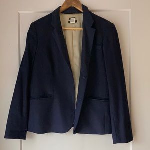 Navy blue blazer for spring!